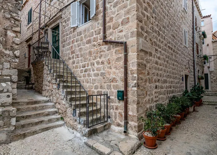 Mirabilis, Luxury Apartment, Old Town *